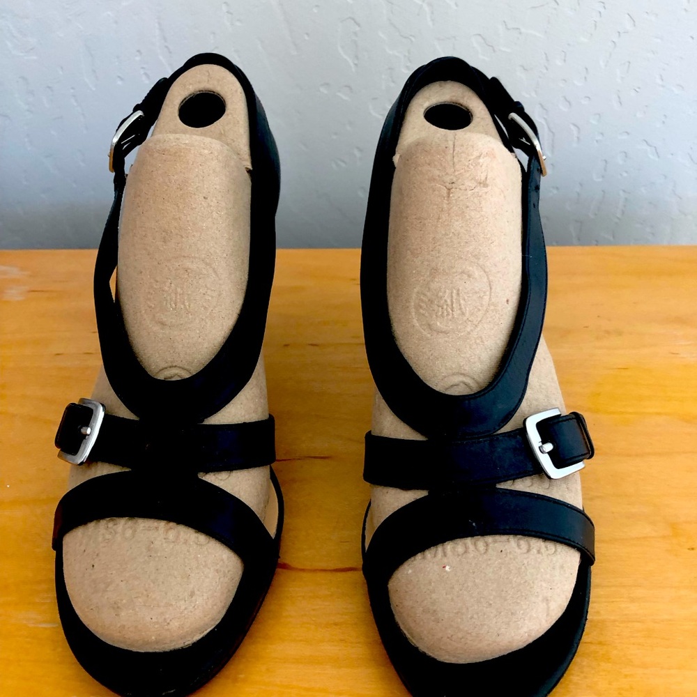 Cole Haan black, leather heels